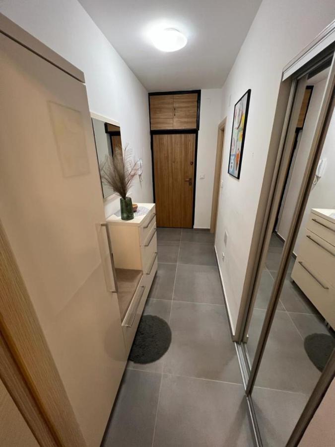 Mm Split Apartment - 5 Min By Car To The Beach & City Center - Free Public Parking Exterior foto